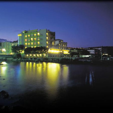 Hotel Bellevue Et Mediterranee Diano Marina Bagian luar foto